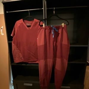 Figs DISNEY NEVER WORN L top/L pants